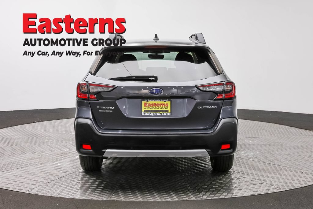 Used 2023 Subaru Outback Limited AWD/4WD image 8