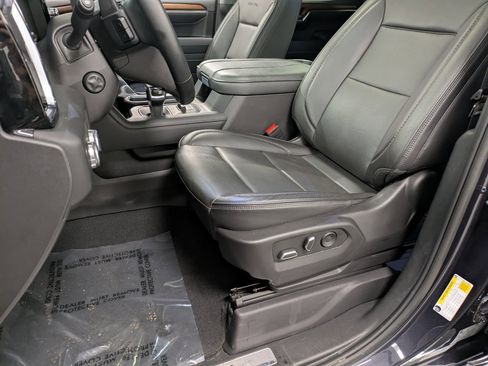 Used 2023 GMC Sierra 1500 Denali w/ Technology Package image 10