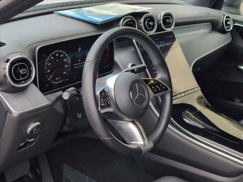 Used 2024 Mercedes-Benz GLC 300 GLC 300 image 10