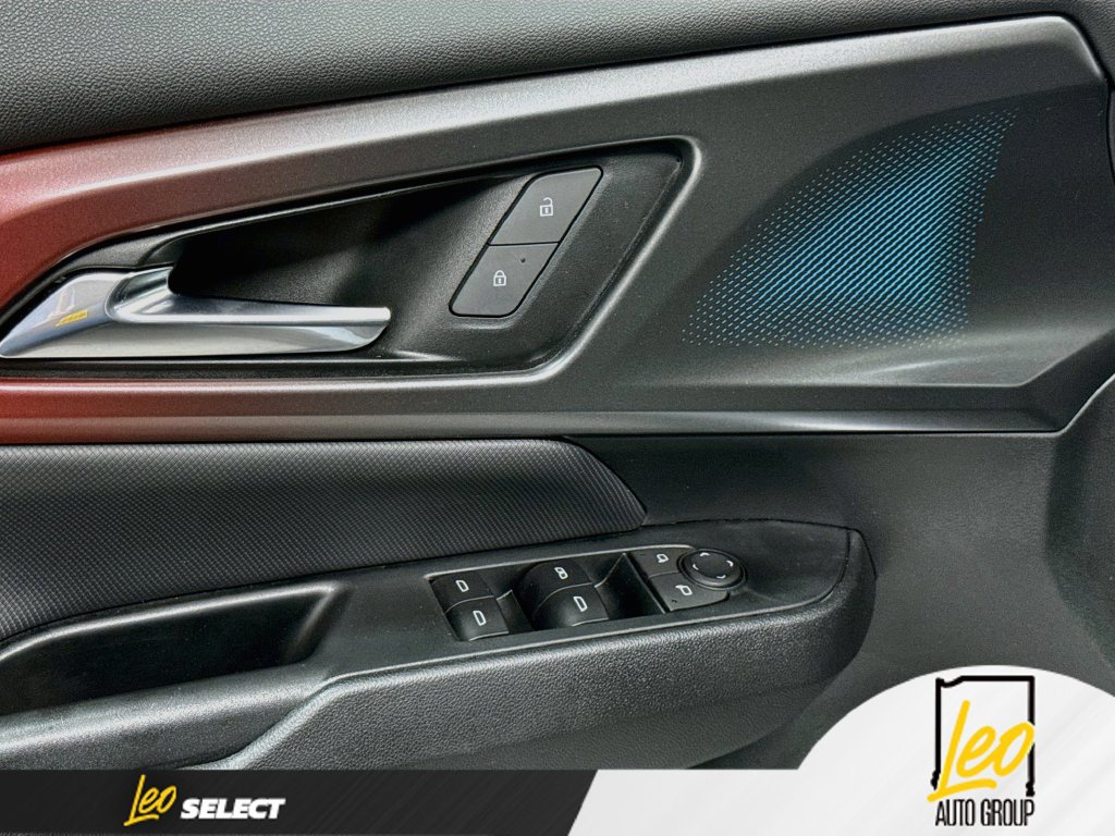 Used 2024 Chevrolet Equinox EV RS AWD/4WD image 19