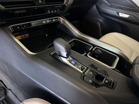 Certified 2025 Lexus TX 350 FWD w/ Technology Package image 21
