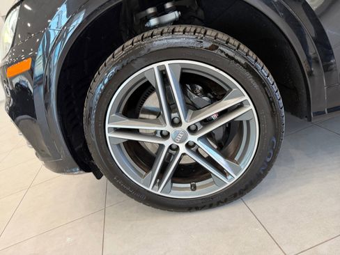 Used 2018 Audi SQ5 Premium Plus w/ Warm Weather Package AWD/4WD image 26