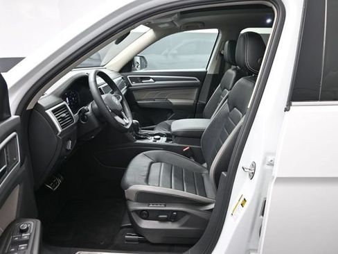 Used 2023 Volkswagen Atlas SEL Premium AWD/4WD image 10