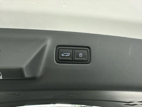 New 2026 Hyundai Santa Fe SE image 19