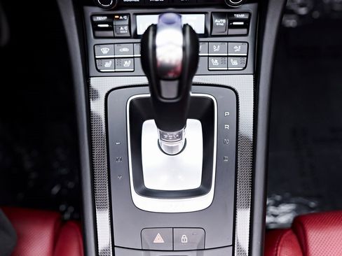 Used 2019 Porsche 911 Turbo S image 76