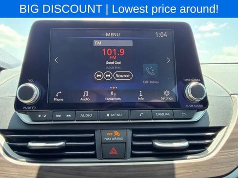 Used 2024 Nissan Altima 2.5 SV FWD image 25
