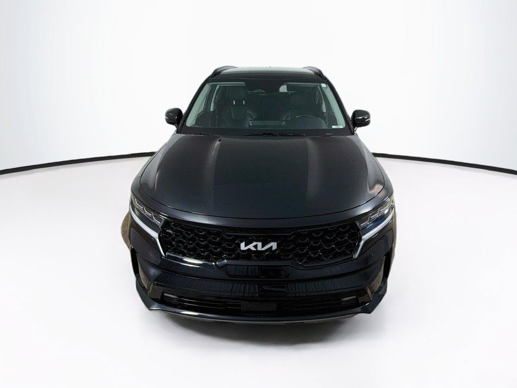 Used 2023 Kia Sorento SX AWD/4WD image 2
