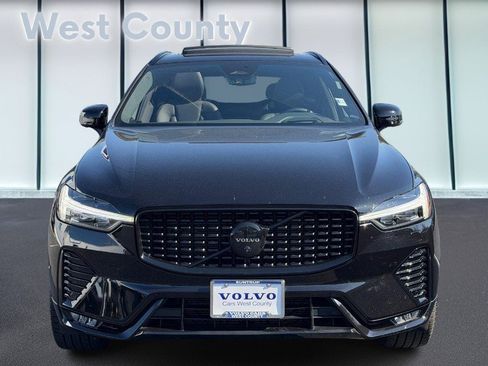 Certified 2025 Volvo XC60 B5 Ultra w/ Protection Package Premier AWD/4WD image 10