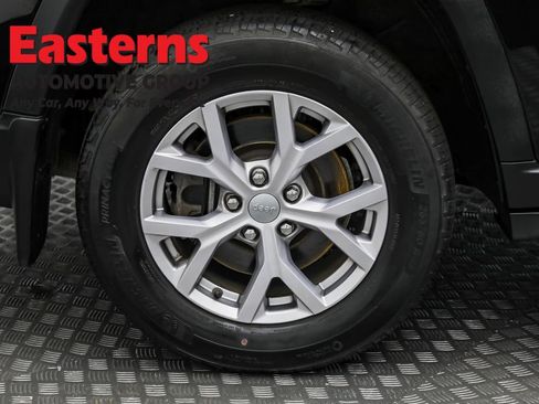 Used 2021 Jeep Grand Cherokee L Limited w/ MOPAR Finishing Package image 34