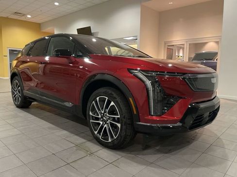 New 2026 Cadillac Optiq Sport 2 RWD image 8
