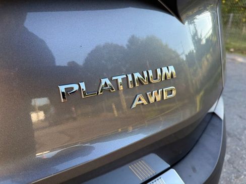 Used 2021 Nissan Rogue Platinum AWD/4WD image 16