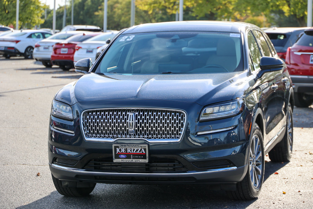 Used 2023 Lincoln Nautilus AWD w/ Premium Package image 20