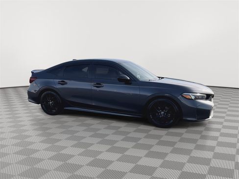 Used 2025 Honda Civic Sport image 2