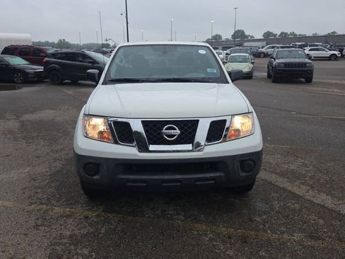 Used 2019 Nissan Frontier S RWD image 1
