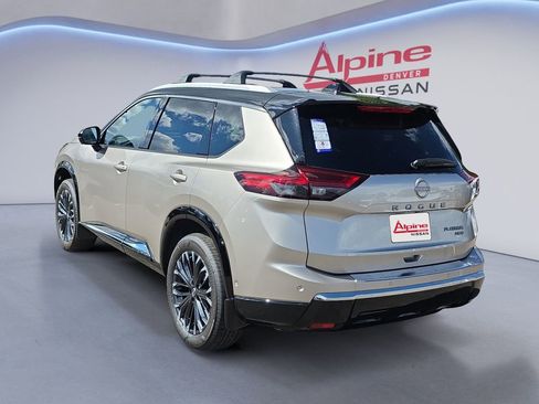 New 2026 Nissan Rogue Platinum w/ Platinum Premium Package image 3