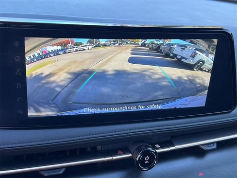 Certified 2023 Nissan Ariya AWD image 16