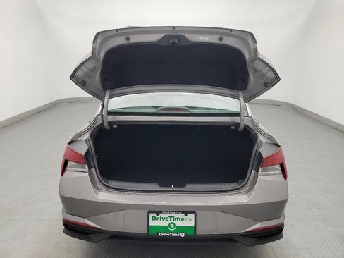 Used 2023 Hyundai Elantra SEL w/ Convenience Package FWD image 29