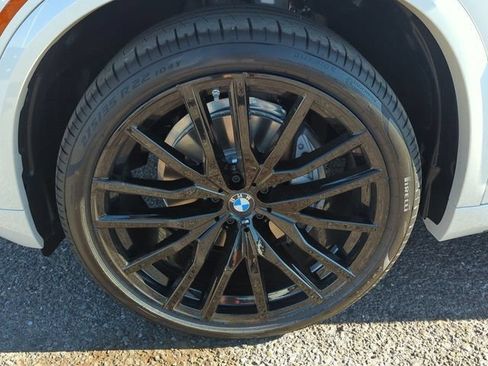 Used 2026 BMW X5 sDrive40i w/ M Sport Package RWD image 10