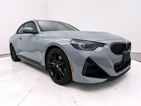 Used 2024 BMW 230i Coupe w/ Premium Package image 11