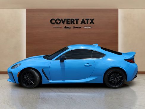 Used 2022 Toyota GR86 Premium w/ ALL Weather Mat Package (TMS) RWD image 2