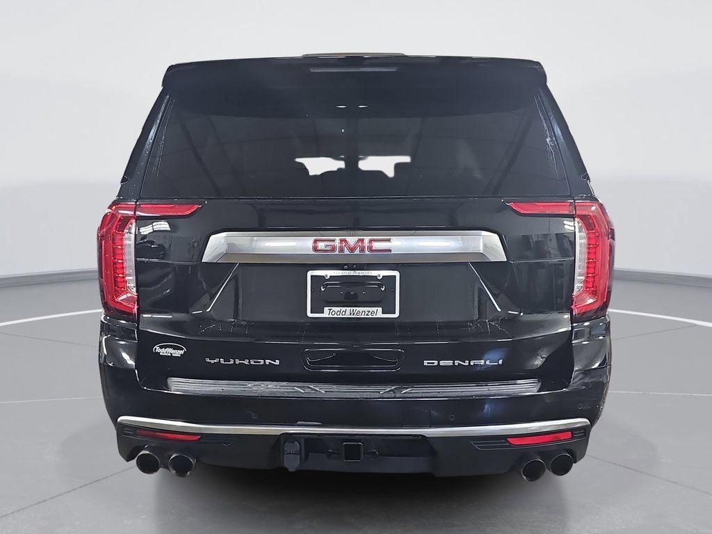 Certified 2021 GMC Yukon XL Denali w/ Denali Premium Package AWD/4WD image 5