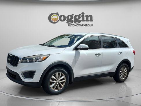 Used 2016 Kia Sorento LX w/ LX Convenience Package image 1