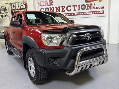 Used 2015 Toyota Tacoma PreRunner image 3