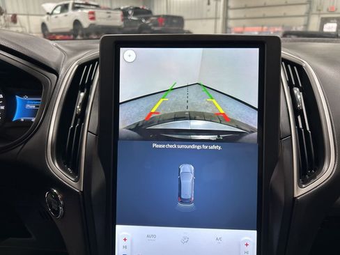 Certified 2024 Ford Edge SEL w/ Convenience Package image 20