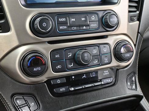 Used 2018 GMC Yukon XL Denali w/ Denali Ultimate Package AWD/4WD image 22