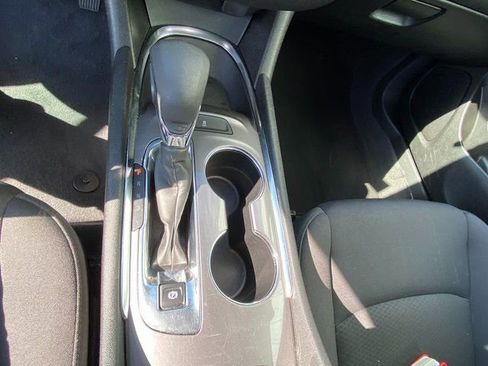 Used 2023 Chevrolet Malibu LT image 22