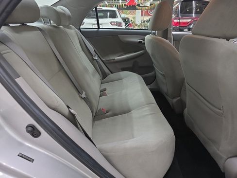 Used 2010 Toyota Corolla LE w/ All Weather Guard Pkg FWD image 9