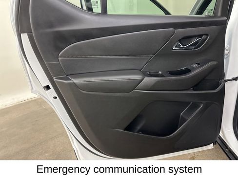 Certified 2023 Chevrolet Traverse Premier w/ Redline Edition image 31