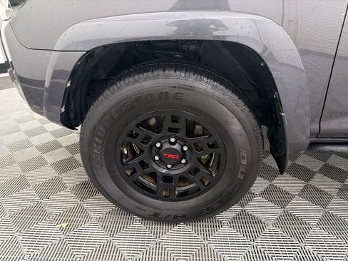 Used 2023 Genesis G70 3.3T w/ Sport Prestige Package RWD image 12