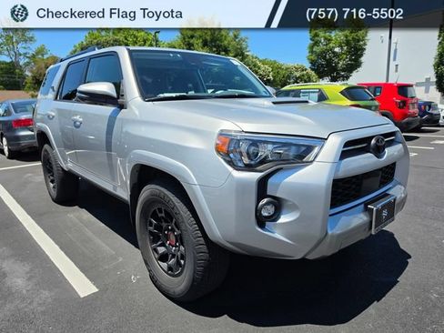 Used 2023 Toyota 4Runner TRD Off-Road Premium w/ Off Road Premium Plus Package AWD/4WD image 3