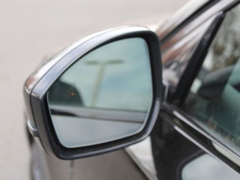 Used 2024 Jaguar E-PACE R-Dynamic SE image 13