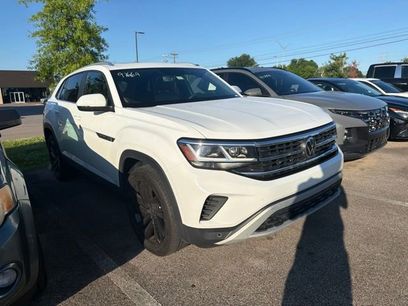 Used 2023 Volkswagen Atlas Cross Sport SE w/ Panoramic Sunroof Package