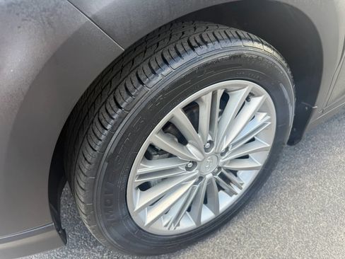 Used 2019 Hyundai Kona SEL FWD image 30