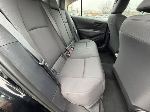 Used 2025 Toyota Corolla LE image 38