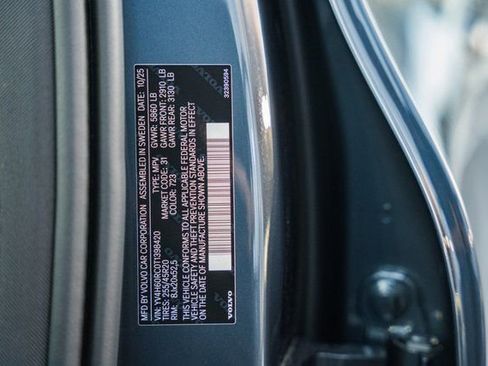 New 2026 Volvo XC60 T8 Plus w/ Protection Package Premier image 39