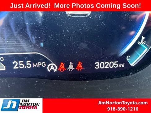 Used 2025 Genesis GV70 3.5T Sport w/ Sport Prestige Package AWD/4WD image 13
