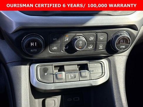 Certified 2023 GMC Acadia SLE w/ Driver Convenience Package image 24