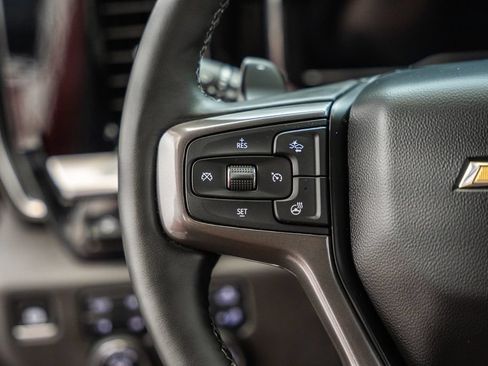 Used 2024 Chevrolet Silverado 1500 High Country w/ Technology Package AWD/4WD image 34