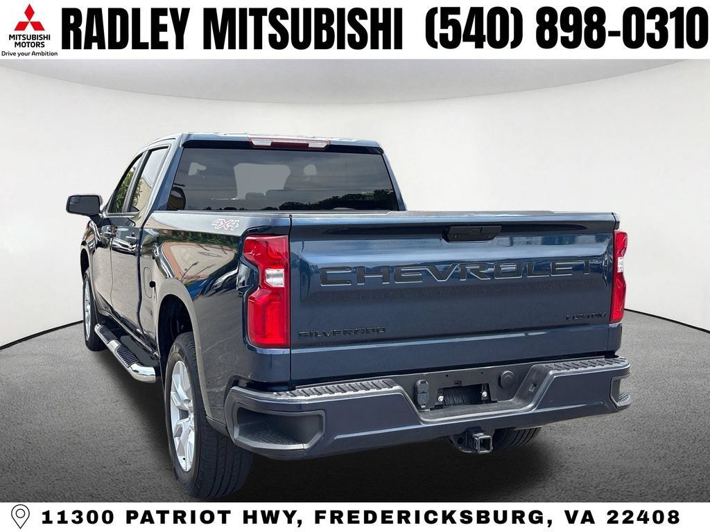Used 2022 Chevrolet Silverado 1500 Custom w/ LPO, Dark Essentials Package AWD/4WD image 16