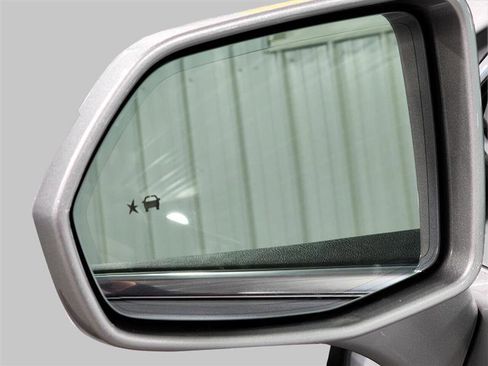 Used 2019 Cadillac XT5 Luxury image 40