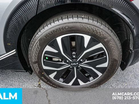 Used 2023 Kia EV6 Wind image 17