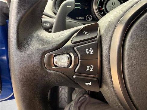 Used 2017 Aston Martin DB11 V12 RWD image 17