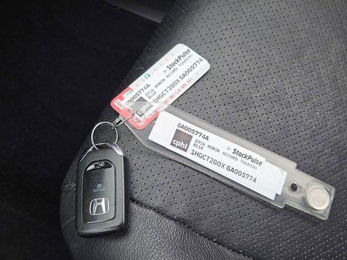 Used 2016 Honda Accord Touring image 33