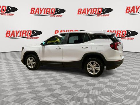 Used 2024 GMC Terrain SLE FWD image 6