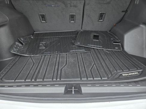 Used 2024 Chevrolet Equinox LT w/ LPO, Floor Liner Package FWD image 32