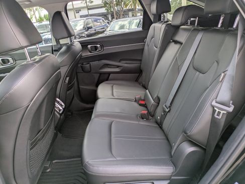 Certified 2026 Kia Sorento S w/ S Panoramic Sunroof Package FWD image 11